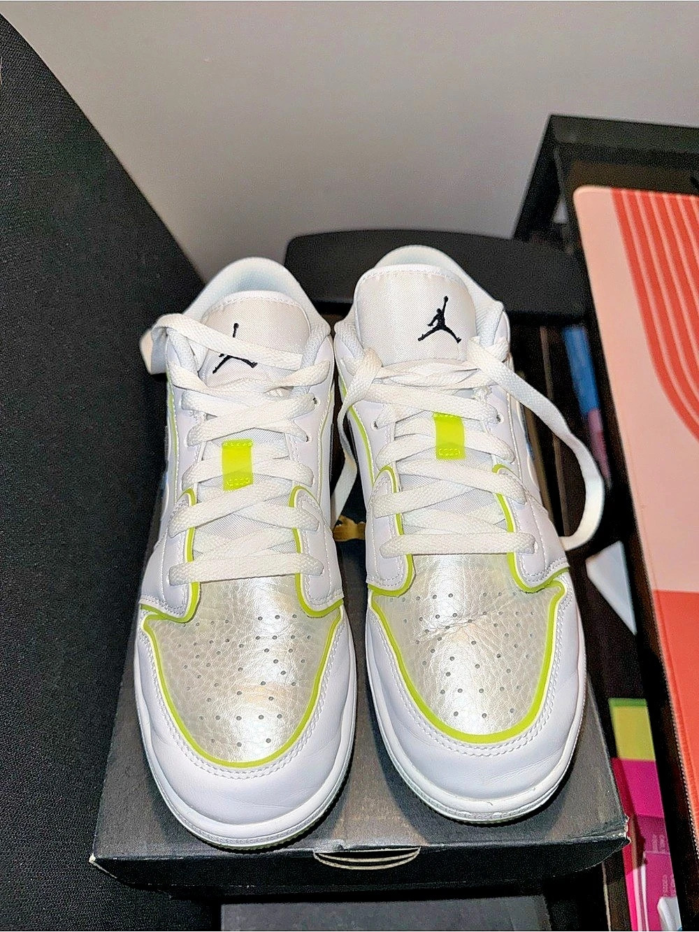 Jordan Air Jordan 1 Low Sneakers White & Green US 7Y